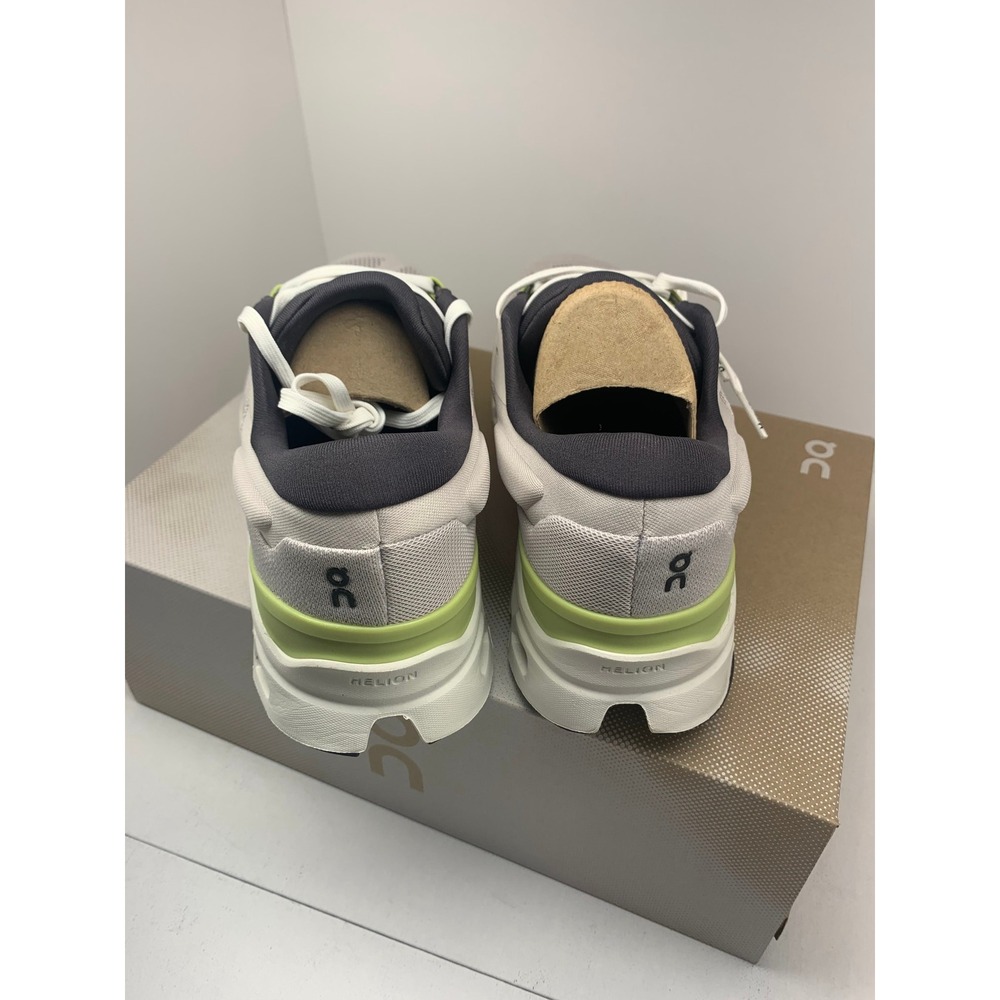 On Cloudstratus 3 Womens Running Shoes Pearl Ivory 3WD30122143 Size 9 - Picture 3 of 14
